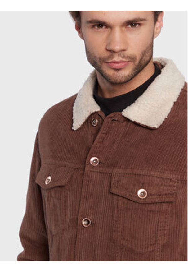 Redefined Rebel Kożuch Ari Corduroy 215086 Brązowy Regular Fit. Kolor: brązowy. Materiał: bawełna