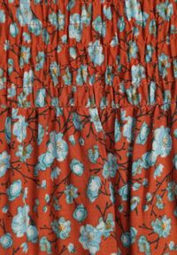 Born2be - Pomarańczowo-Niebieska Sukienka z Wiskozy Cheri. Typ kołnierza: dekolt hiszpanka. Kolor: pomarańczowy. Materiał: wiskoza. Wzór: kwiaty. Sezon: lato. Typ sukienki: rozkloszowane. Długość: maxi #4