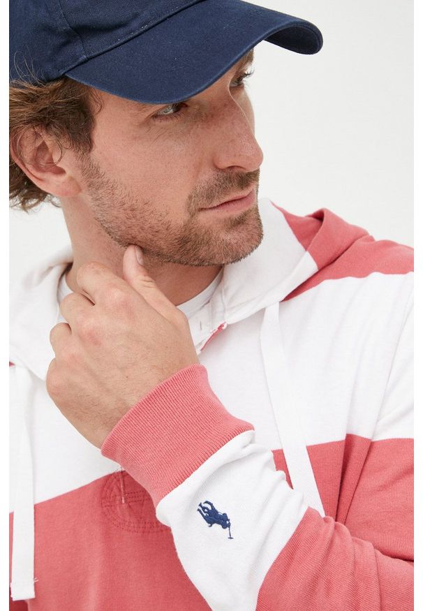 Polo Ralph Lauren bluza bawełniana męska kolor czerwony z kapturem wzorzysta. Okazja: na co dzień. Typ kołnierza: polo, kaptur. Kolor: czerwony. Materiał: bawełna. Długość: krótkie. Styl: casual