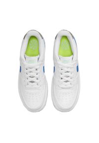 Buty do chodzenia męskie Nike Air Force 1 LV8 1. Zapięcie: sznurówki. Kolor: biały. Materiał: materiał, syntetyk, tkanina. Szerokość cholewki: normalna. Model: Nike Air Force. Sport: turystyka piesza