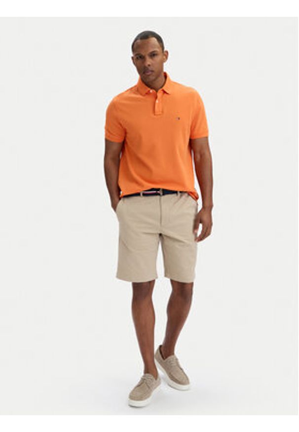 TOMMY HILFIGER - Tommy Hilfiger Szorty materiałowe Denton MW0MW42349 Beżowy jasny Slim Fit. Kolor: beżowy. Materiał: bawełna