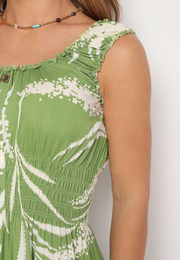 Born2be - Jasnozielona Wiskozowa Sukienka na Ramiączkach z Gumką w Pasie Oslifea. Okazja: na imprezę, na co dzień. Kolor: zielony. Materiał: wiskoza. Długość rękawa: na ramiączkach. Wzór: aplikacja. Sezon: lato. Styl: casual