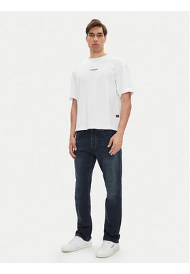 Mustang Jeansy Michigan 1016338 Granatowy Straight Fit. Kolor: niebieski