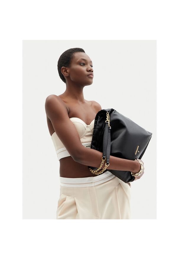 Torebka Patrizia Pepe. Kolor: czarny