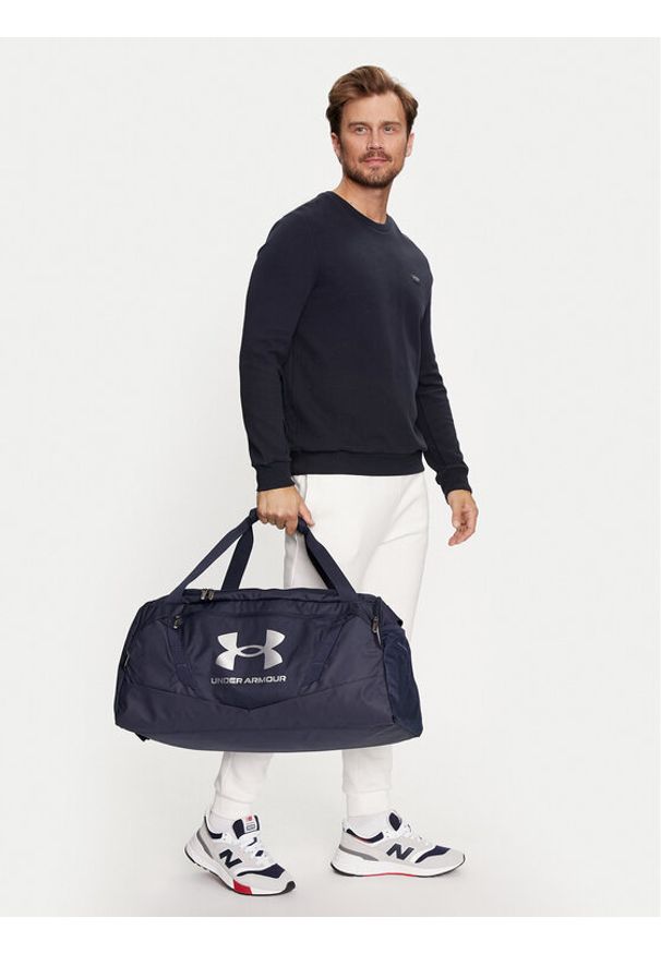 Under Armour Torba sportowa UA Undeniable 5.0 Duffle MD 1369223-410 Granatowy. Kolor: niebieski. Materiał: materiał