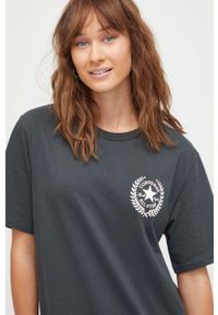 Converse t-shirt bawełniany kolor zielony z nadrukiem. Kolor: zielony. Materiał: bawełna. Długość rękawa: krótki rękaw. Długość: krótkie. Wzór: nadruk. Styl: klasyczny #8