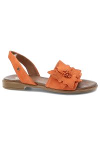 Sandały damskie Armodo, cholewka ze skóry naturalnej płaskie odkryte palce pasek na pięcie ozdobny kwiat, pomarańczowe, 40471. Okazja: na co dzień. Zapięcie: pasek. Kolor: pomarańczowy. Wzór: kwiaty. Materiał: skóra. Sezon: lato. Obcas: na obcasie. Styl: casual. Wysokość obcasa: niski #6