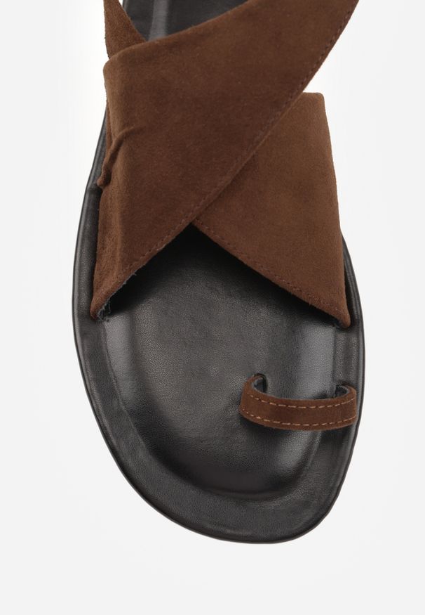 Renee - Brązowe Sandały Japonki Vices z Ozdobnymi Paskami Naliava. Zapięcie: pasek. Kolor: brązowy. Sezon: lato. Styl: elegancki