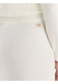 Liu Jo Spodnie materiałowe TF5041 MS75L Écru Regular Fit. Materiał: syntetyk #3