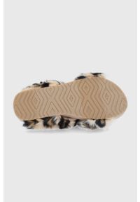 Toms - Kapcie Susie Eva. Kolor: beżowy. Materiał: materiał #2