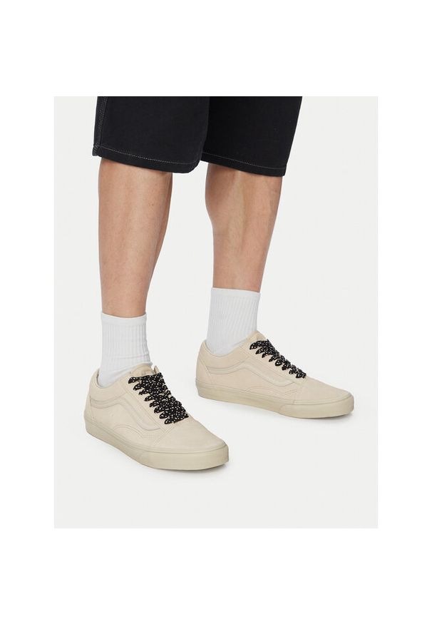 Sneakersy Vans. Kolor: beżowy. Model: Vans Old Skool