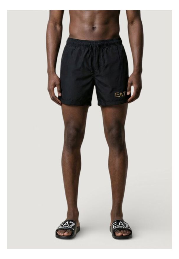 EA7 Emporio Armani Szorty kąpielowe 7M002000 AF13049 MC004 Czarny Regular Fit. Kolor: czarny. Materiał: syntetyk