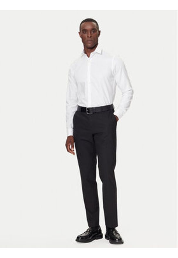 Calvin Klein Koszula LV019EU006 Biały Slim Fit. Kolor: biały. Materiał: bawełna