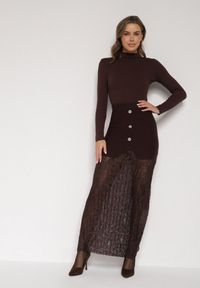 Born2be - Brązowa Dzianinowa Spódnica z Wiskozą Zdobiona Koronką i Guzikami Sewora. Okazja: na co dzień. Kolor: brązowy. Materiał: wiskoza, dzianina, koronka. Wzór: aplikacja, koronka. Styl: casual, klasyczny #3