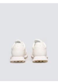Big-Star - Sneakersy damskie ze skóry ekologicznej białe OO274023 101. Okazja: na co dzień. Nosek buta: okrągły. Kolor: biały. Materiał: skóra ekologiczna