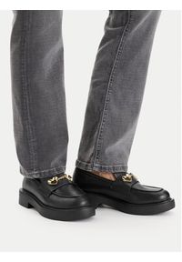 Love Moschino - LOVE MOSCHINO Loafersy JA10094G1NIA000038 Czarny. Kolor: czarny. Materiał: skóra #4