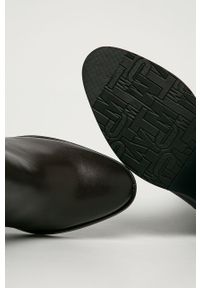 TOMMY HILFIGER - Tommy Hilfiger - Botki skórzane. Nosek buta: okrągły. Zapięcie: zamek. Kolor: brązowy. Materiał: skóra. Szerokość cholewki: normalna. Obcas: na obcasie. Wysokość obcasa: średni #4