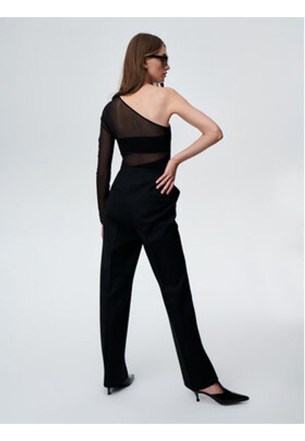 Undress Code Spodnie materiałowe Dolce 602 Czarny Relaxed Fit. Kolor: czarny. Materiał: wełna