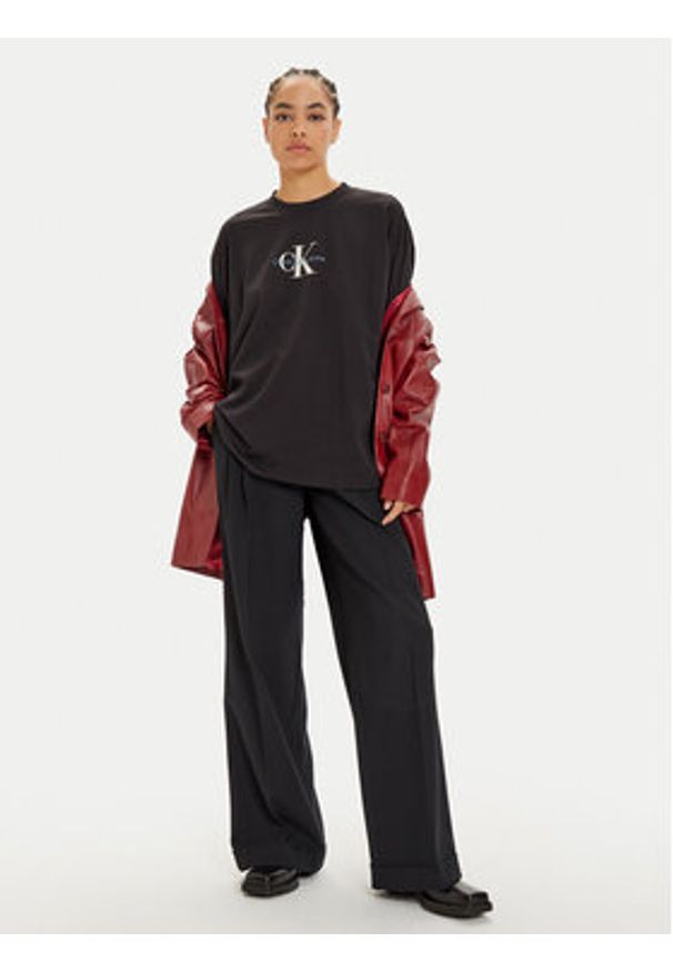 Calvin Klein Jeans T-Shirt Monologo J20J224242 Czarny Relaxed Fit. Kolor: czarny. Materiał: bawełna