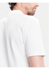 Pierre Cardin Polo C5 21354.2110 Biały Regular Fit. Typ kołnierza: polo. Kolor: biały. Materiał: bawełna