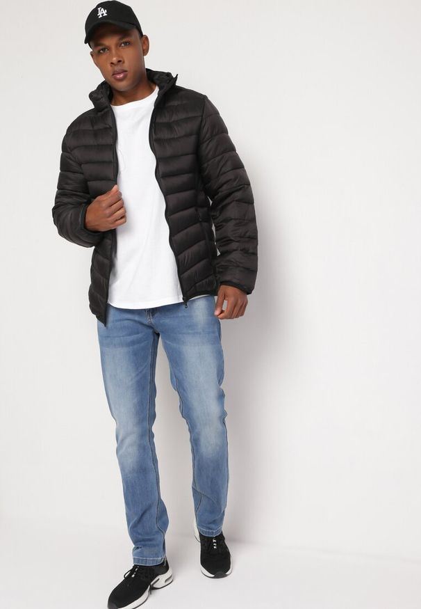 Born2be - Czarna Kurtka Pikowana z Kapturem Minae. Okazja: na co dzień. Typ kołnierza: kaptur. Kolekcja: plus size. Kolor: czarny. Materiał: jeans, materiał. Długość rękawa: długi rękaw. Długość: długie. Styl: casual