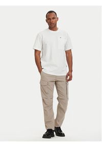 G-Star RAW - G-Star Raw T-Shirt Distressed D28891-E512 Kremowy Regular Fit. Kolor: kremowy. Materiał: bawełna #5