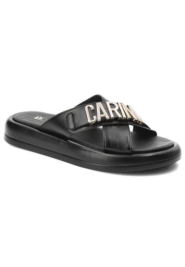 Czarne Klapki Carinii Modne Buty Damskie. Kolor: czarny. Materiał: materiał. Sezon: lato