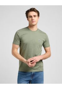 Lee - MESKA KOSZULKA LEE SS PATCH LOGO TEE OLIVE STONE 112370497 #1