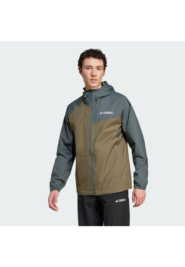 Adidas - Kurtka Terrex Multi 2L RAIN.RDY. Kolor: beżowy, zielony, wielokolorowy. Materiał: materiał