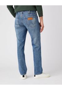 Wrangler - MĘSKIE SPODNIE JEANSOWE WRANGLER GREENSBORO STONE EROSION W15QSF667 112141198 #4