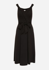 Born2be - Czarna Elegancka Sukienka o Fasonie Hiszpanki z Materiałowym Paskiem Xaelia. Typ kołnierza: dekolt hiszpanka. Kolor: czarny. Materiał: materiał. Styl: elegancki #7