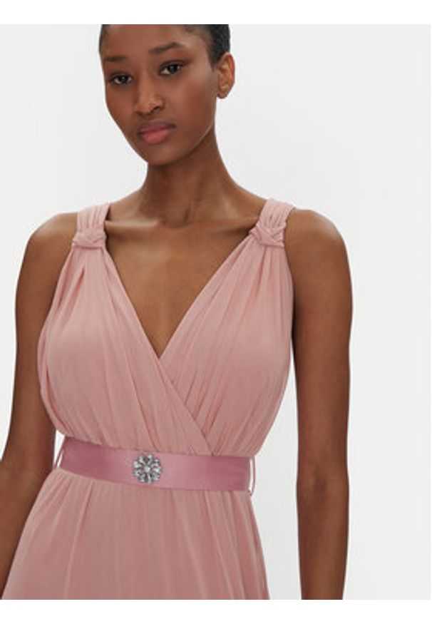 Rinascimento Sukienka wieczorowa CFC0122684003 Różowy Regular Fit. Kolor: różowy. Materiał: syntetyk. Styl: wizytowy