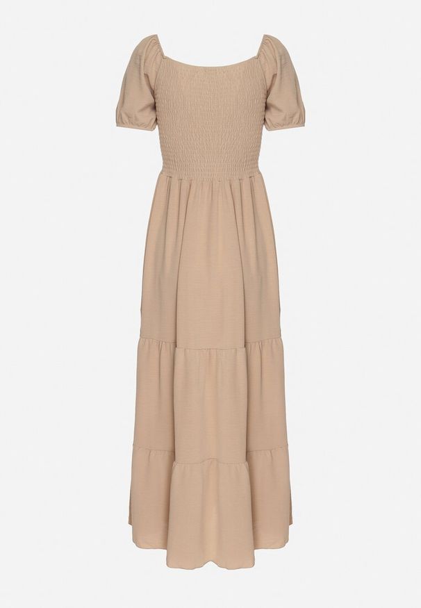 Born2be - Beżowa Rozkloszowana Sukienka z Dekoltem Typu Hiszpanka z Marszczeniem Lumorice. Okazja: na co dzień. Typ kołnierza: dekolt hiszpanka. Kolor: beżowy. Styl: elegancki, casual