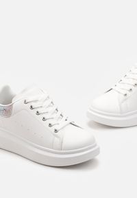 Renee - Białe Sneakersy ze Wstawką z Brokatem i Cyrkoniami na Grubej Podeszwie Mimivia. Kolor: biały #5