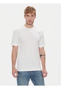 Calvin Klein T-Shirt K10K112749 Biały Comfort Fit. Kolor: biały. Materiał: bawełna #1