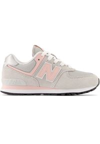 Buty dziecięce New Balance PC574EVK – szare. Okazja: na uczelnię, na co dzień. Kolor: szary. Materiał: guma, syntetyk, zamsz, materiał. Szerokość cholewki: normalna. Model: New Balance 574. Sport: turystyka piesza