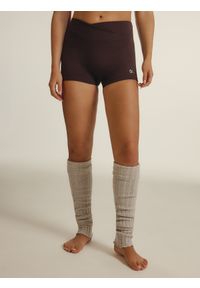 4f - 4F Legginsy krótkie treningowe damskie 4F x Anna Lewandowska - brązowe L. Stan: podwyższony. Kolor: brązowy. Materiał: materiał, skóra. Długość: krótkie. Sport: joga i pilates, fitness #2