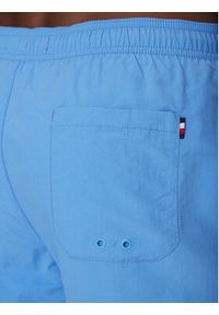 TOMMY HILFIGER - Tommy Hilfiger Szorty kąpielowe UM0UM03477 Niebieski Regular Fit. Kolor: niebieski. Materiał: syntetyk #4