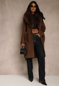 Renee - Brązowy Płaszcz z Futrzanym Kołnierzem Kieszeniami i Wiązanym Paskiem Perria. Okazja: na co dzień. Kolor: brązowy. Materiał: futro. Styl: casual, elegancki #3