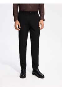 Reserved - Garniturowe spodnie slim fit - czarny. Kolor: czarny. Materiał: tkanina, wiskoza #1