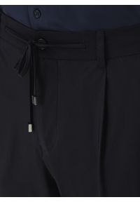 Pako Lorente - PAKO LORENTE – Spodnie garniturowe w kolorze granatowym. Kolor: niebieski. Materiał: elastan, poliamid. Wzór: gładki #4