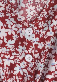 Born2be - Czerwona Bawełniana Sukienka w Kwiatki z Gumką w Talii i Guzikami Ronalika. Okazja: na co dzień. Typ kołnierza: dekolt w serek. Kolor: czerwony. Materiał: bawełna. Wzór: kwiaty. Typ sukienki: rozkloszowane. Styl: casual, elegancki, klasyczny #8