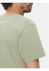columbia - Columbia T-Shirt Csc Basic Logo™ 1680053 Zielony Regular Fit. Kolor: zielony. Materiał: bawełna #3