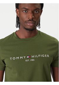 TOMMY HILFIGER - Tommy Hilfiger T-Shirt Logo MW0MW11797 Zielony Regular Fit. Kolor: zielony. Materiał: bawełna #5