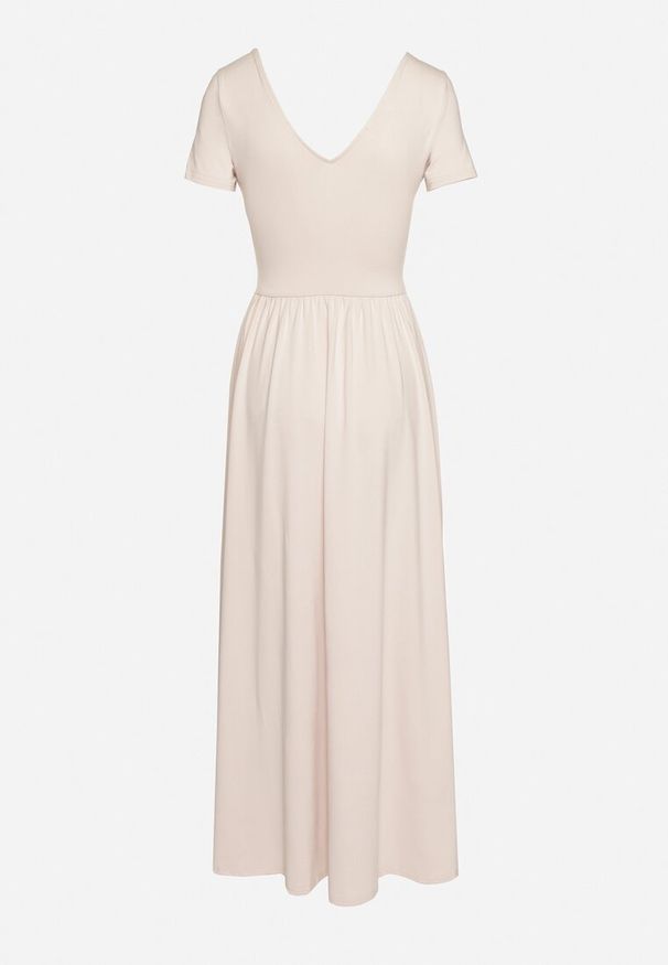 Born2be - Jasnobeżowa Rozkloszowana Sukienka Maxi z Głębokim Dekoltem z Rozcięciem Wyla. Kolor: beżowy. Długość rękawa: krótki rękaw. Sezon: wiosna, lato. Długość: maxi