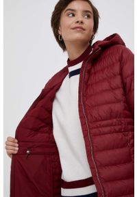 TOMMY HILFIGER - Tommy Hilfiger kurtka puchowa damska kolor bordowy przejściowa. Kolor: czerwony. Materiał: puch #4