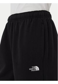 The North Face Spodnie dresowe Evolution Simple Dome NF0A8CWV Czarny Regular Fit. Kolor: czarny. Materiał: syntetyk #4
