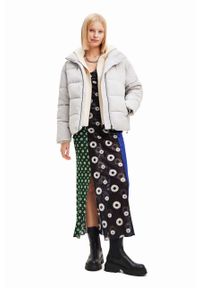 Desigual kurtka 23WWEW56 WOMAN WOVEN PADDED SHORT OVERCO damska kolor beżowy przejściowa. Kolor: beżowy. Materiał: poliester #1