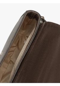 Ryłko - Mała elegancka torebka damska ze złotymi detalami. Kolor: brązowy. Materiał: skórzane. Styl: elegancki #6