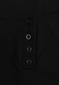 Renee - Czarny Top z Bawełny Ozdobiony Guzikami przy Dekolcie Nediva. Okazja: na co dzień. Kolor: czarny. Materiał: bawełna. Wzór: aplikacja. Styl: casual #7